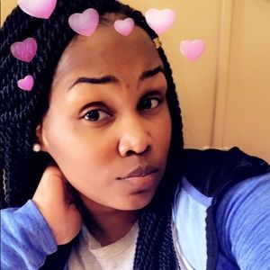 Meet your Posher, Mya